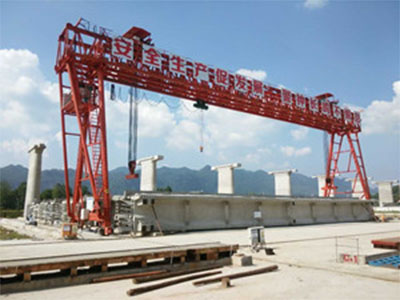 江蘇鐵路提梁機(jī)